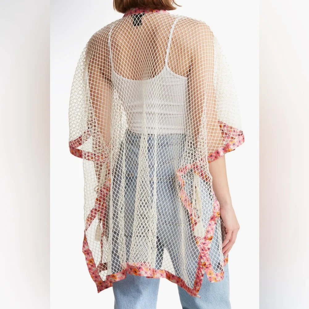 ๐NWT๐ Size: One Size, Steve Madden, Open Weave Topper in Ivory - Picture 3 of 3